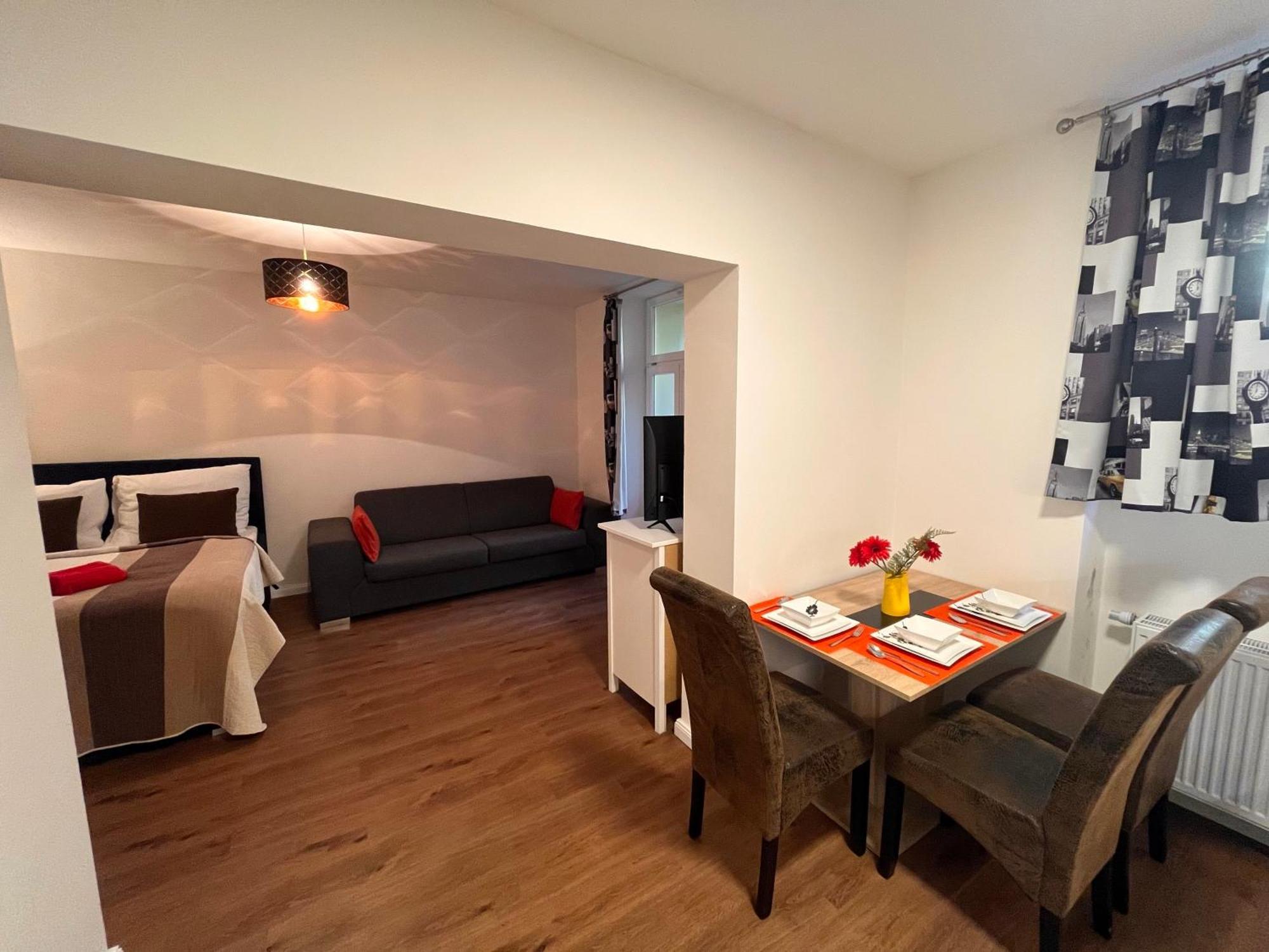 Amazing Apartment Zborovska Прага Екстериор снимка